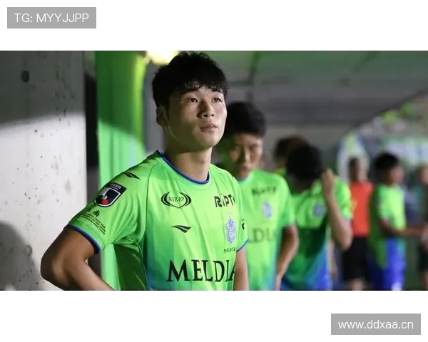 铃木章斗与拉唐各传射 湘南丽海鏖战大阪樱花三比三平局